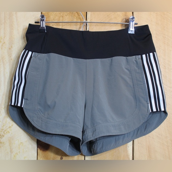 Athleta Ascender Quick Dry Running Shorts size S Gray w/Stripes & Pockets - Picture 2 of 9